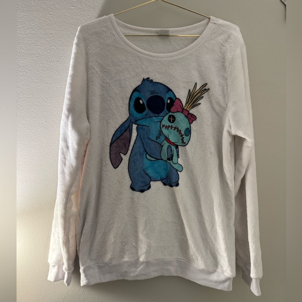 Stitch fuzzy sweatshirt